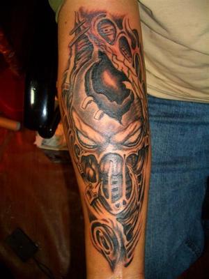 Alien black and grey
