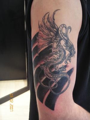 Dragon et fond japonnais