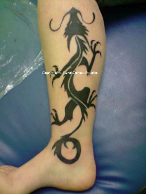 Dragon oriental tribal