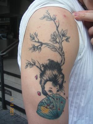 japonaise et éventail