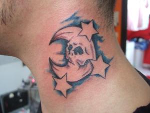 Lune skull