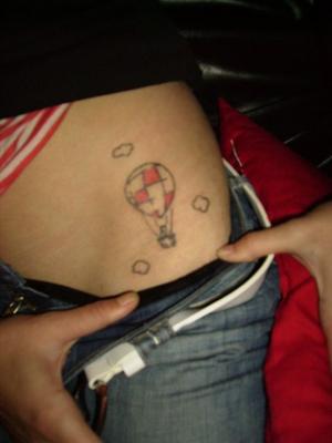 Photo de montgolfière, dessin, tatouage