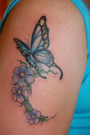 papillons et fleurs