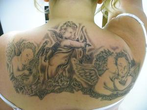 Petits anges et Cupidon