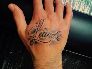 tatouage écriture main