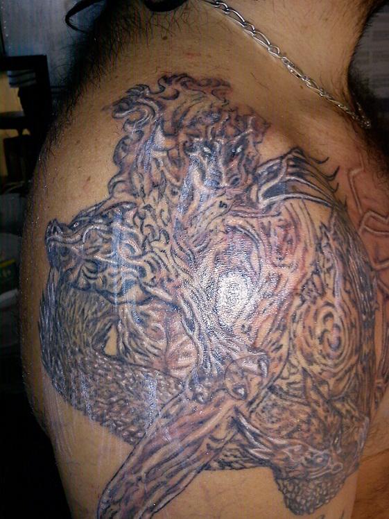 Tatouage réalisé par Mika Tatoo