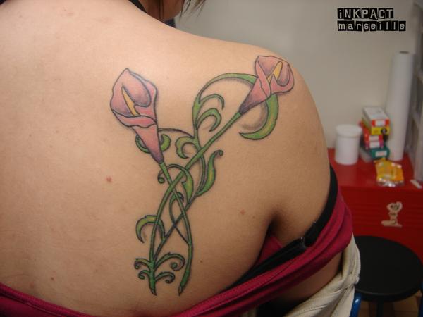 Photo de arums roses, fleur, fleurs réalisé par Inkpact tattoo piercing