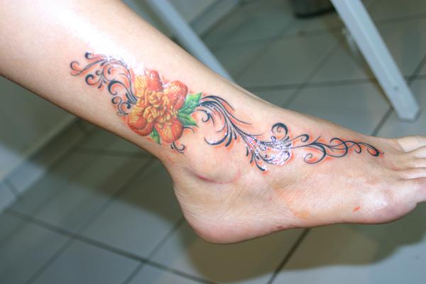 Photo de bégonia liane floral, fleurs, tatouage réalisé par Bodygraphic