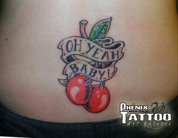 Photo de Cerises, old school, tatouage réalisé par Phénix Tattoo