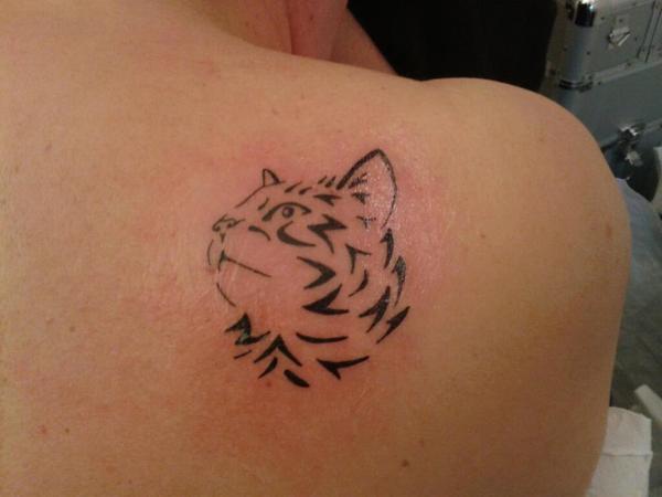 Photo de chat tribal, tribal, noir réalisé par Art'n'b...line tattoo