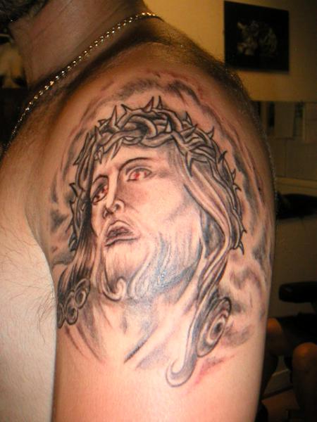 christ in the eyes