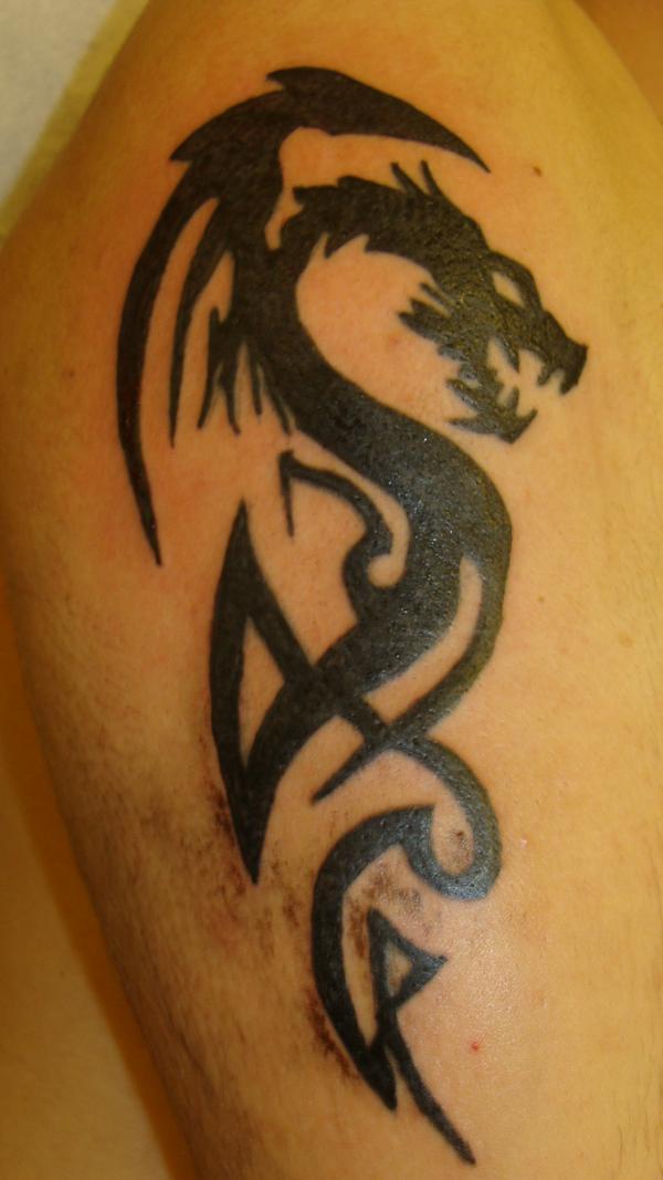 Photo de dragon en tribal, tribal, dragon réalisé par StudioBeauté