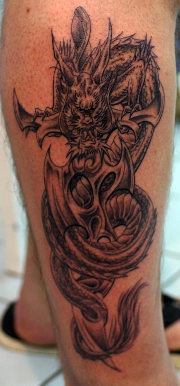 Photo de dragon sur son glaive, dragon, fantastique réalisé par Bodygraphic