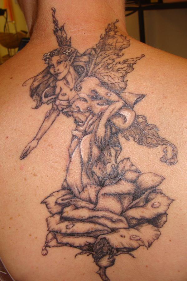 Photo de Elfe sur rose, rose, elfe réalisé par StudioBeauté