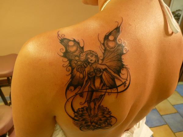 Photo de fée, fantastique, fée réalisé par Cheeky Monkey Tattoo