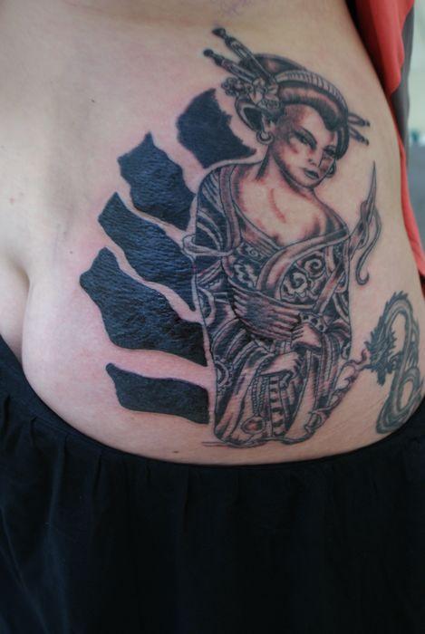 femme geisha orientale