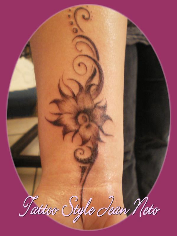 Fleur style tribal