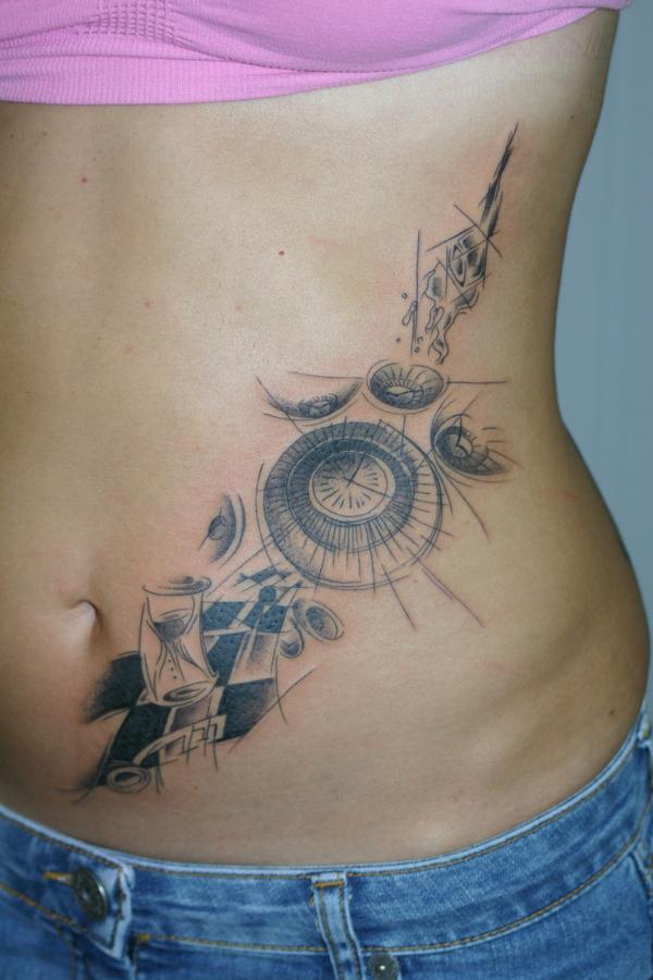 Photo de gribouillis, tatouage, inclassable réalisé par Bodygraphic