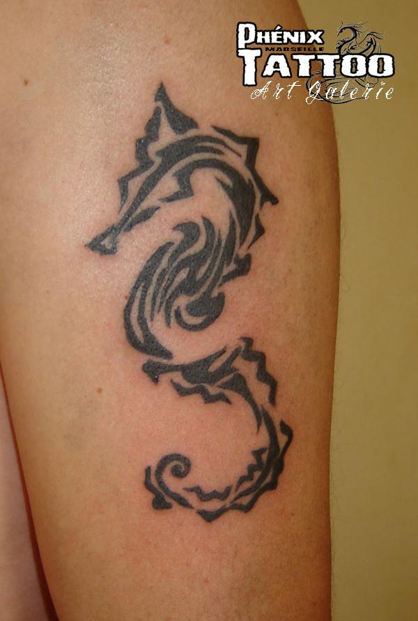 hippocampe  façon tribal