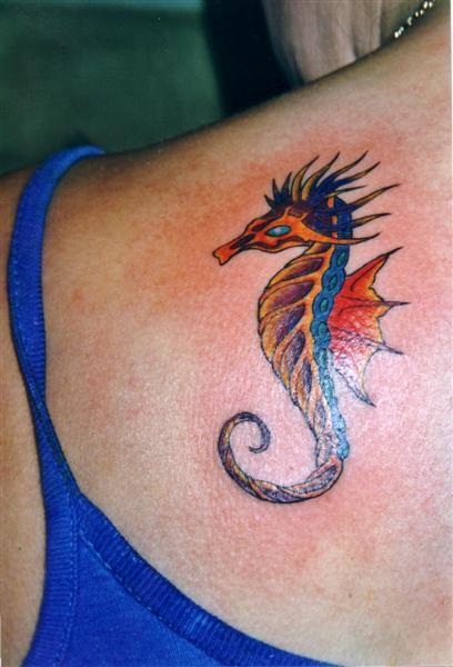 Photo de Hippocampe, animaux, tatouage réalisé par Ink'Side