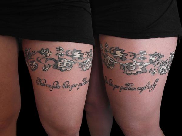 Photo de Jambière, tatouage, inclassable