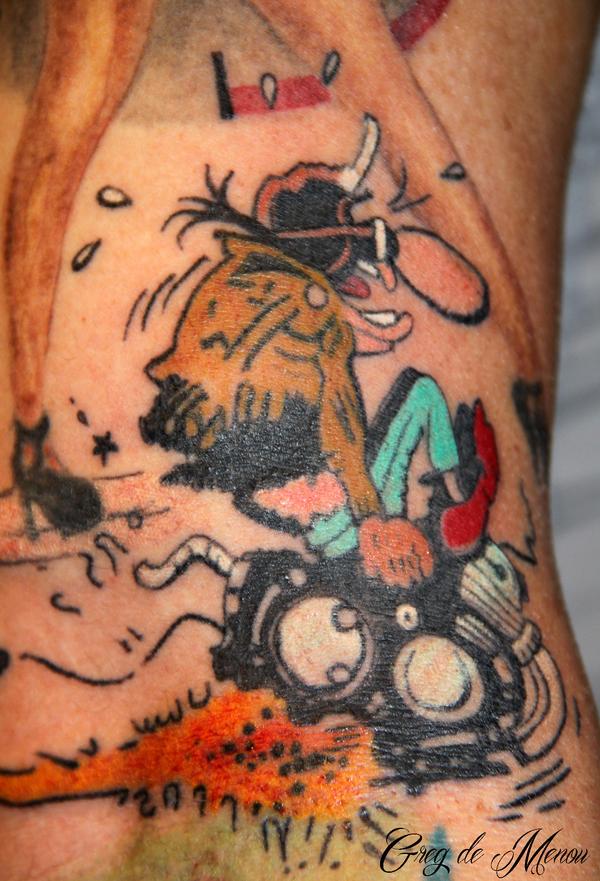 Photo de Joe bar team, moto, tatouage réalisé par Studio Phénix