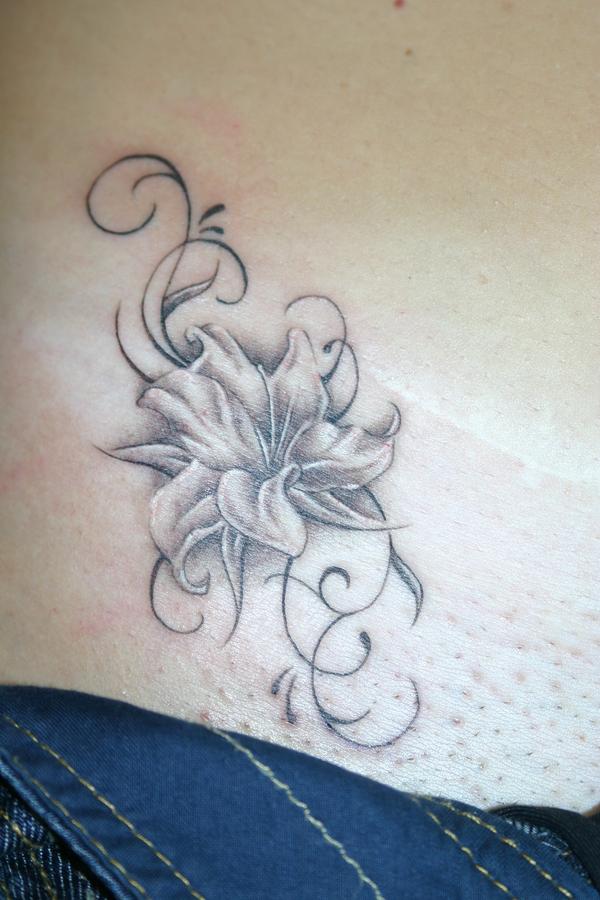 Photo de liane fleur de lys, fleurs, lys réalisé par Bodygraphic