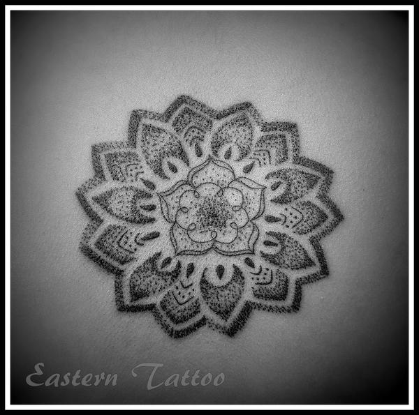 mandala dotwork