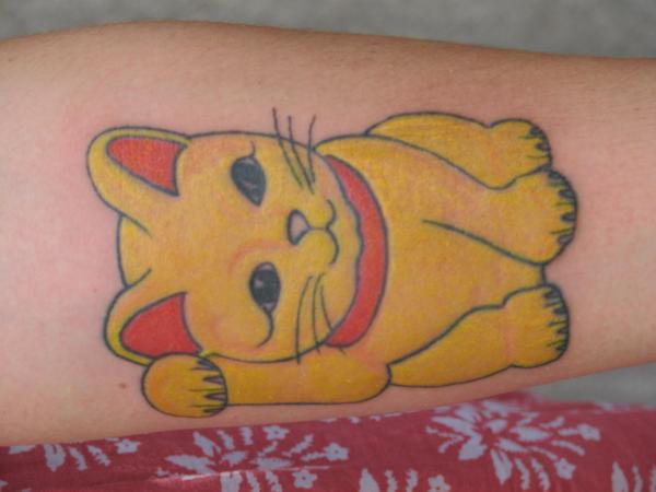 Photo de manekineko, japonais, statue réalisé par authentic tatoo