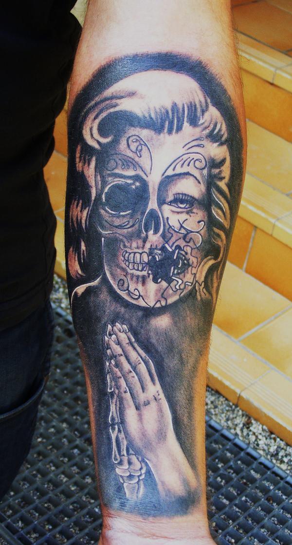 Photo de MarilynSkull, hardcore, skull réalisé par Eastern Tattoo