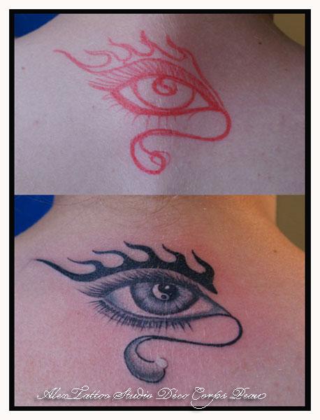 Photo de Oeil et Ying yang, oeil, tatouage réalisé par Alextattoo : Studio deco Corps Peau
