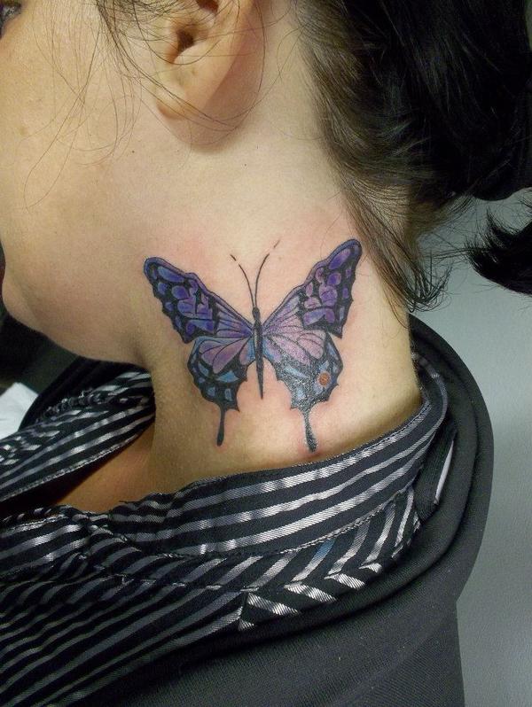 Photo de Papillon coloré, papillon, cou réalisé par Mysteres Tattoo