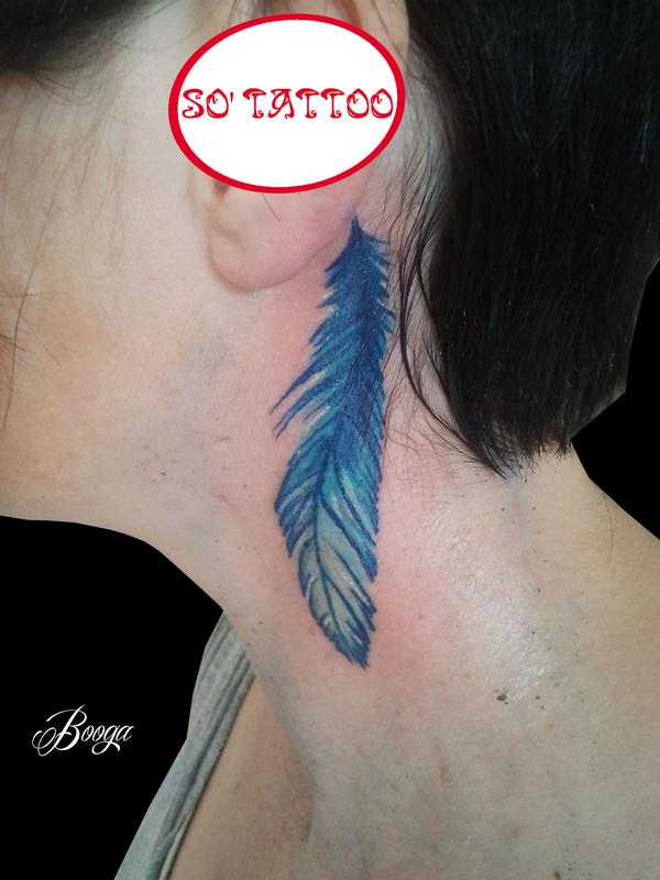Photo de Plume, plume, tatouage réalisé par So' Tattoo