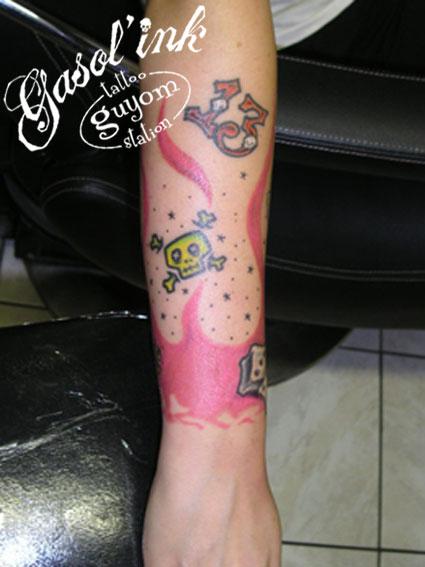Photo de rn'r 001, tatouage, rok n' roll réalisé par gasol'ink / guyom tattoo station