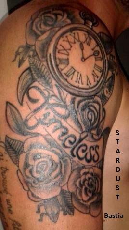 rose,horloge
