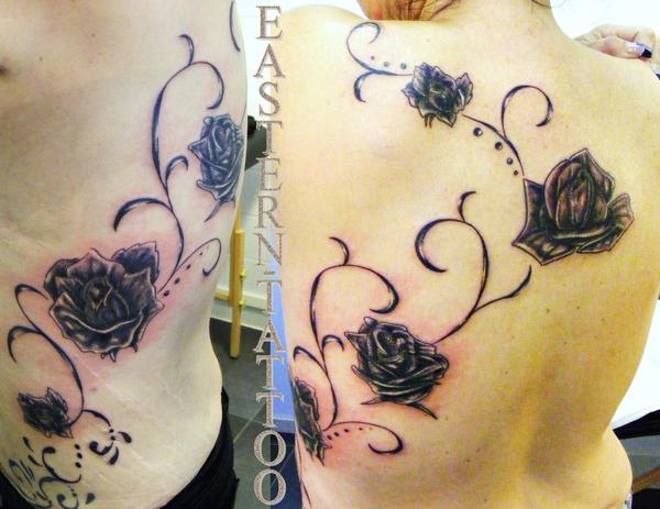 Roses noires et arabesques