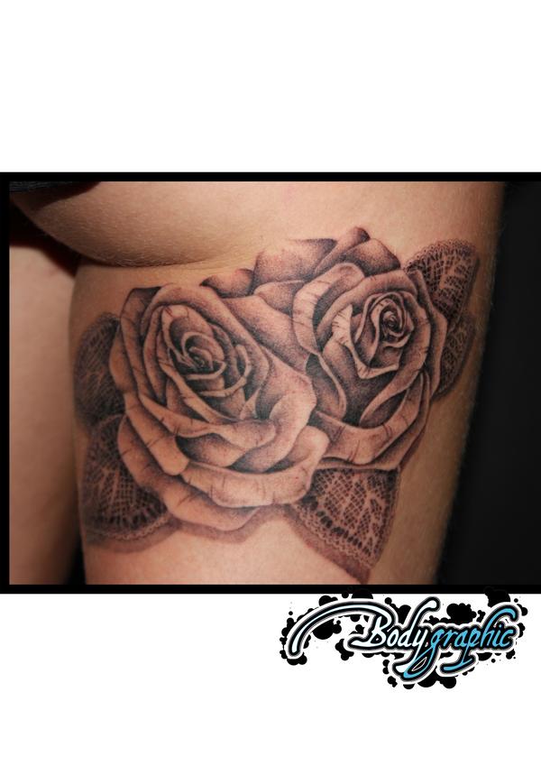 roses réalistes noir et gris