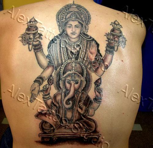 Photo de Shiva dos, dos, shiva réalisé par Déco Corps Peau