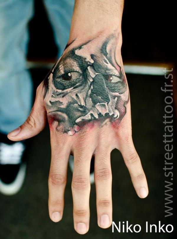 Photo de skull11, réaliste, hardcore réalisé par Street Tattoo