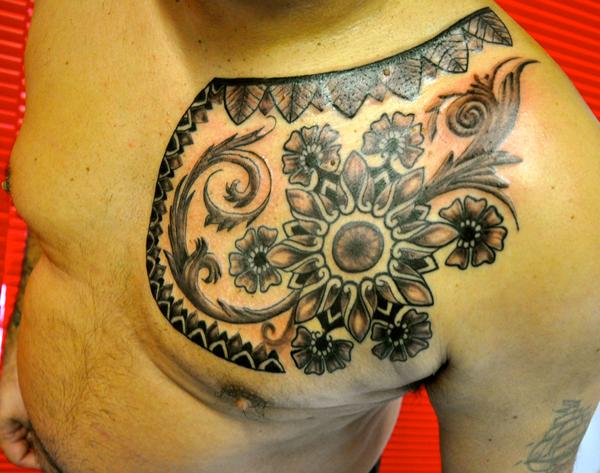Tatouage réalisé par Mam'zelle Iza Tattoo