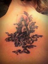 Photo de Tara, tatouage, Dieux réalisé par Studio Arte di Piel