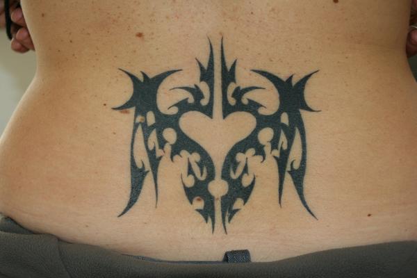 Tatouage Coeur Tribal