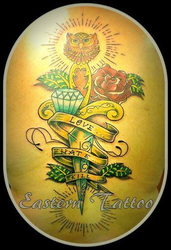 Photo de tattoo old school, old school, tatouage réalisé par Eastern Tattoo
