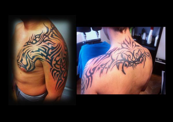 Tatouage réalisé par Antik Tatoo