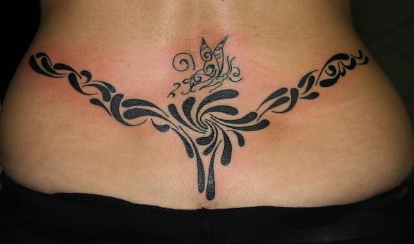 Photo de Tribal Bas du Dos, tribal, tatouage réalisé par Eternal Tattoo