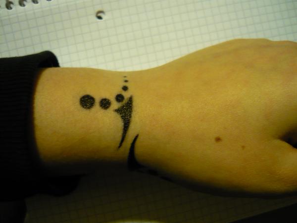 Photo de tribal et bulle, tribal, tatouage