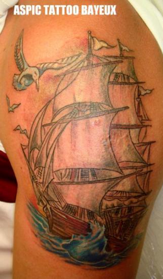 Photo de voilier et mouettes, voilier, mouette réalisé par Aspic  Tattoo